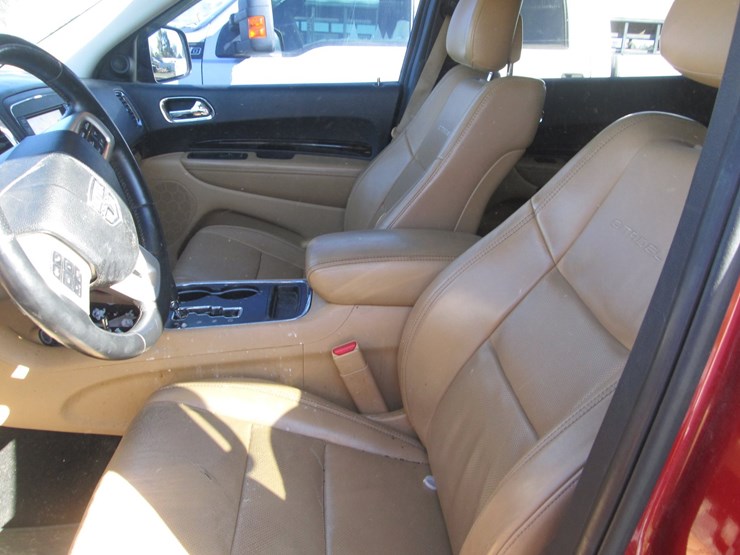 2011-dodge-durango-image-25