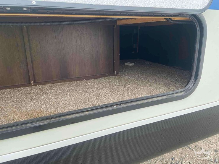 2018-33ft-jayco-white-hawk-30rls-t/a-travel-trailer-image-16