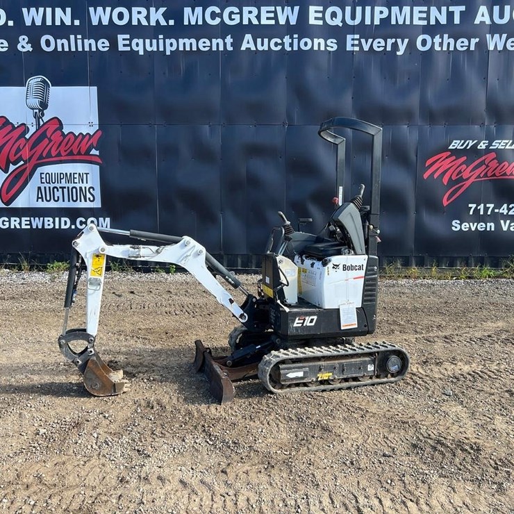 2023 BOBCAT E10