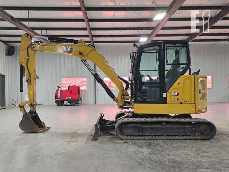 2021-caterpillar-306cr-image-5