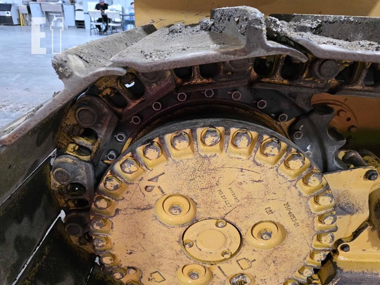 2021-caterpillar-d4-lgp-image-34