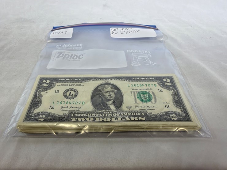 #40129-•-(40)-2017-uncirculated-two-dollar-bills-image-4