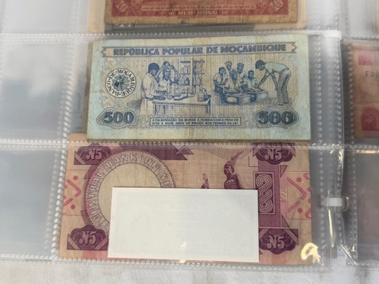 #40308-•-foreign-currency-bank-notes-image-153