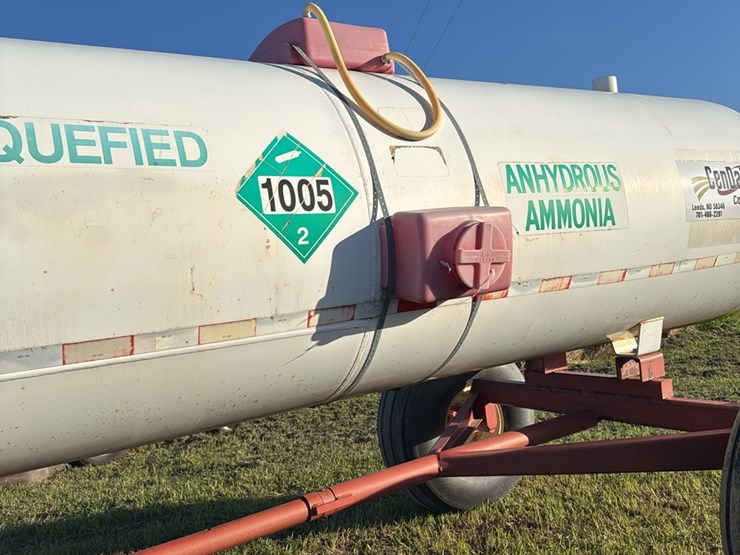 11-20-1450-gallon-nh3-tank,-16.5l---16.1-tires-image-7