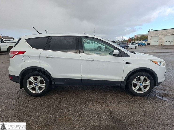 2013-ford-escape-image-4
