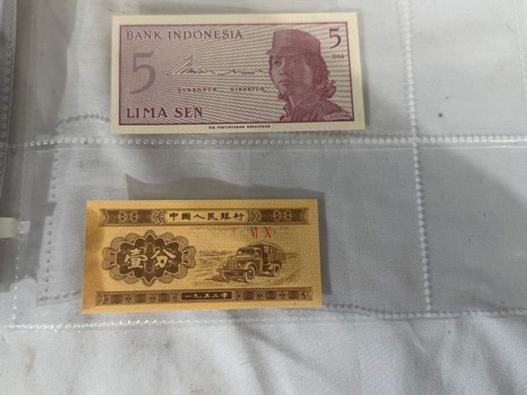 #40308-•-foreign-currency-bank-notes-image-176