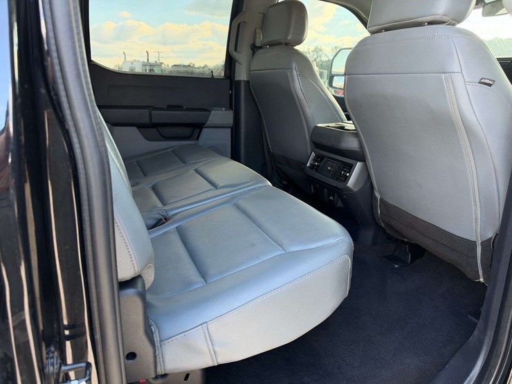 2023-ford-f450-image-17