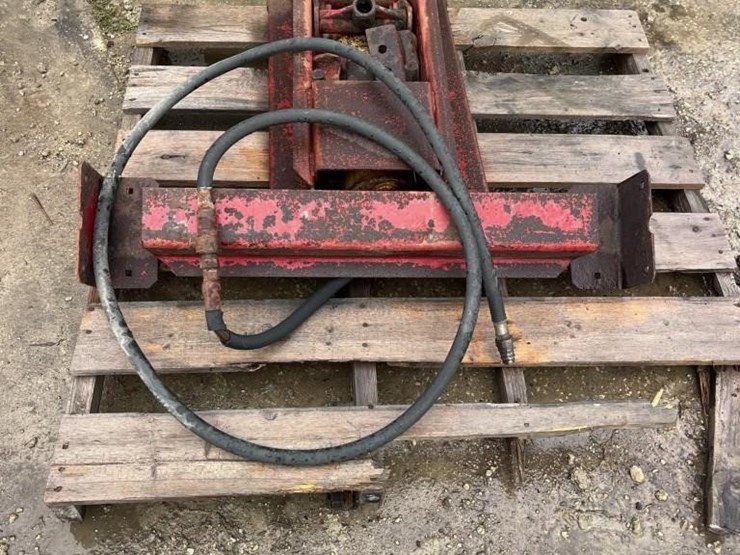 hydraulic-hoist-image-1