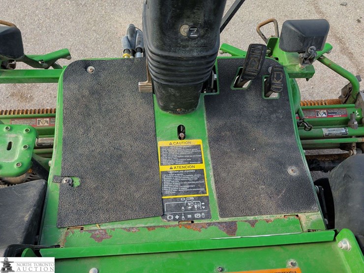 2015-john-deere-2500-image-20