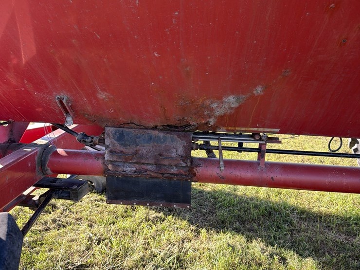 case-ih-3400-image-19