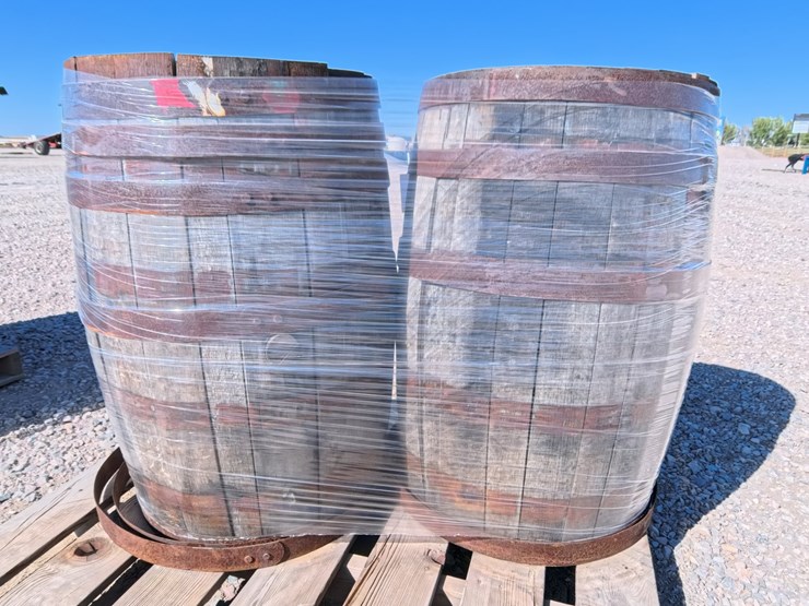 #2073-•-53-gallon-whiskey-barrels-(2-count)-image-3
