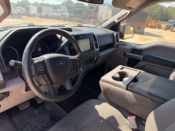 2015-ford-f150-xlt-image-11