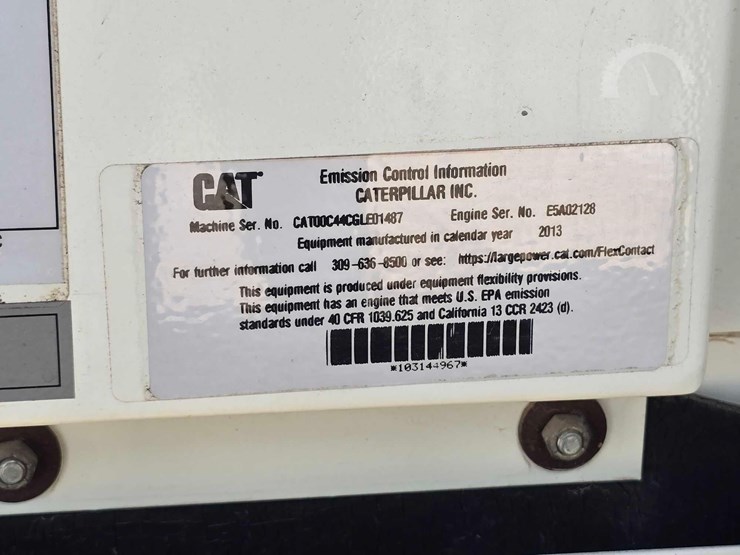 2013-caterpillar-xq60-6-image-24