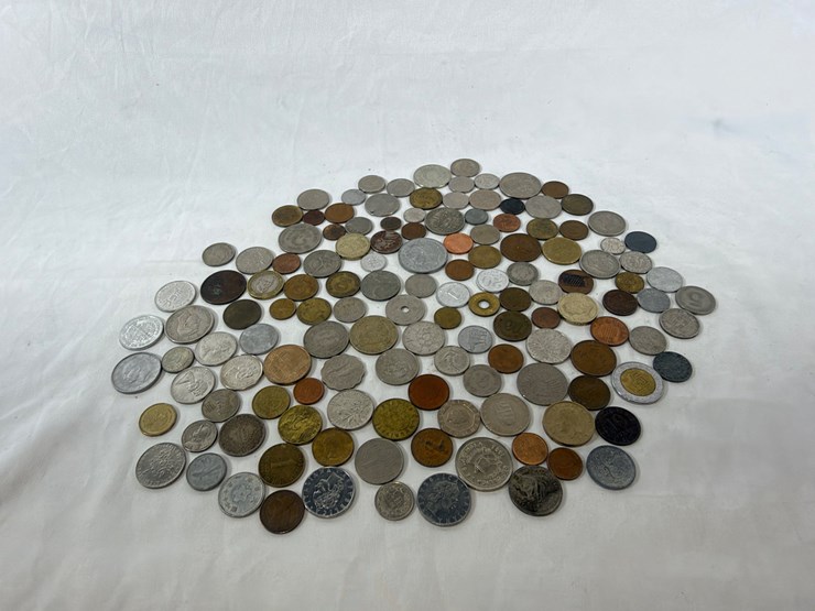 #40146-•-bag-of-foreign-coins-image-17