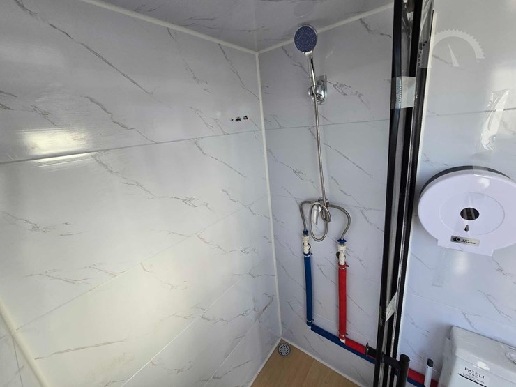 mobile-toilet-with-shower-image-10