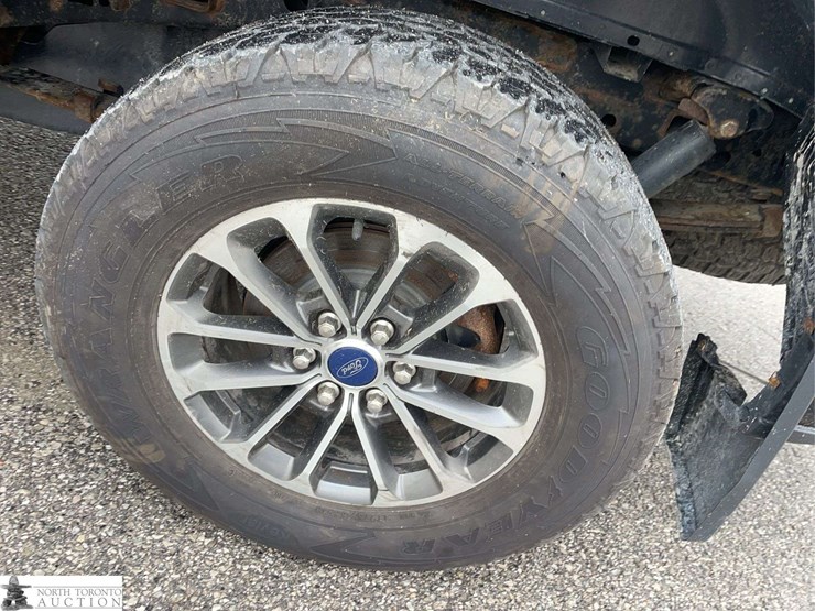 2019-ford-f150-image-23