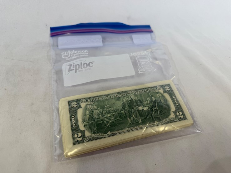 #40130-•-(40)-2017-uncirculated-two-dollar-bills-image-7