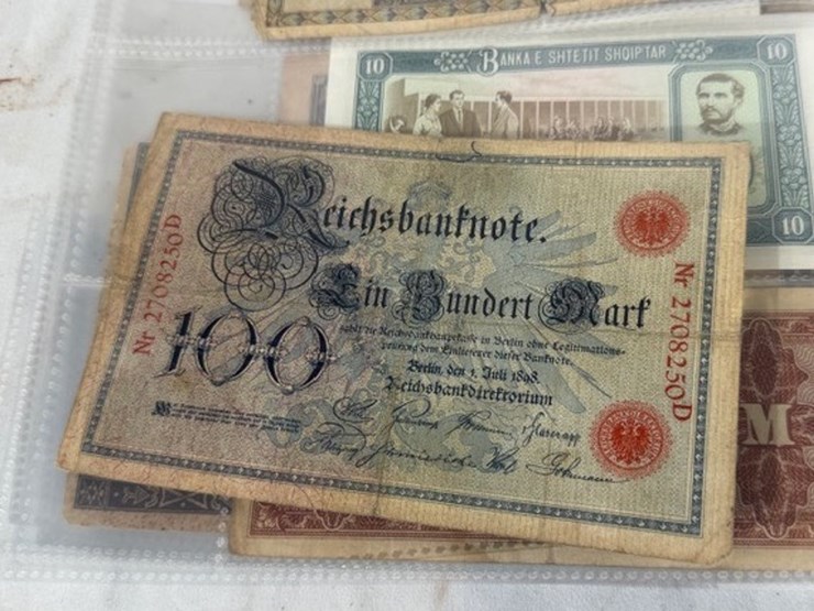 #40308-•-foreign-currency-bank-notes-image-22