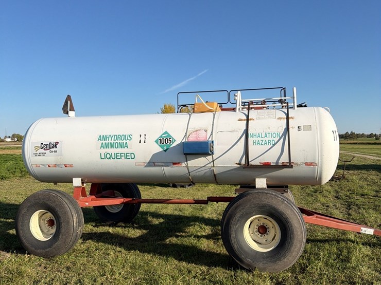 11-7--1450-gallon-nh3-tank,-16.5l---16.1-tires-image-11