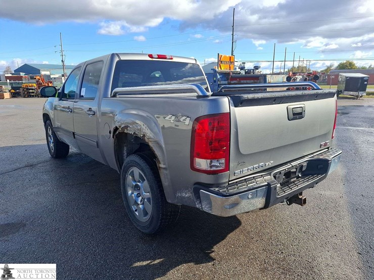 2009-gmc-sierra-1500-image-7