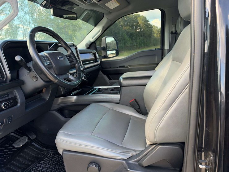 2023-ford-f450-image-10
