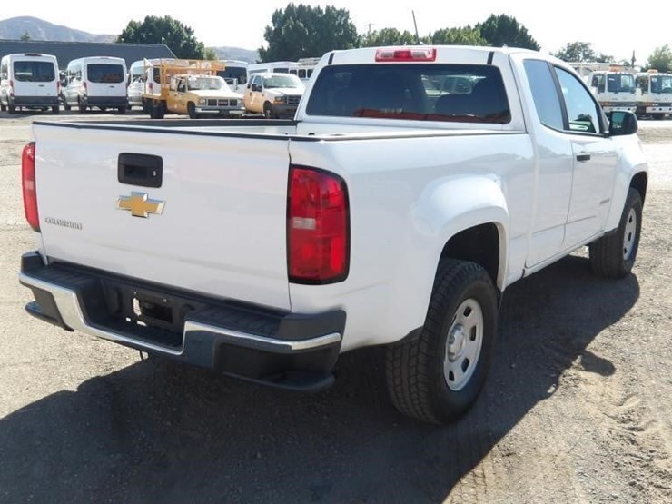 2019-chevrolet-colorado-image-3