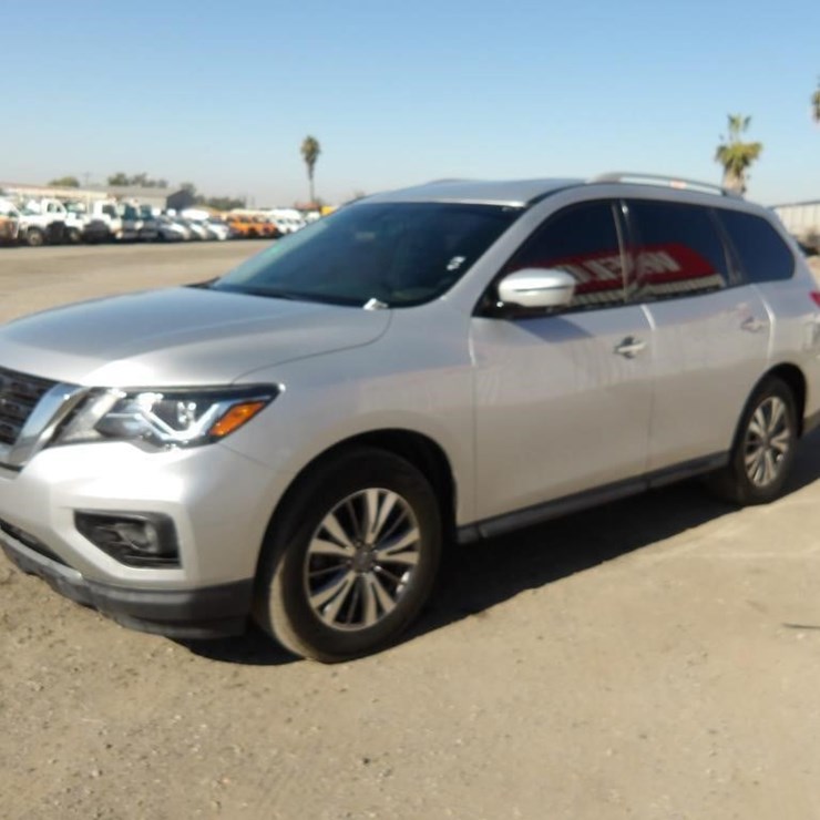 2019 NISSAN PATHFINDER SL