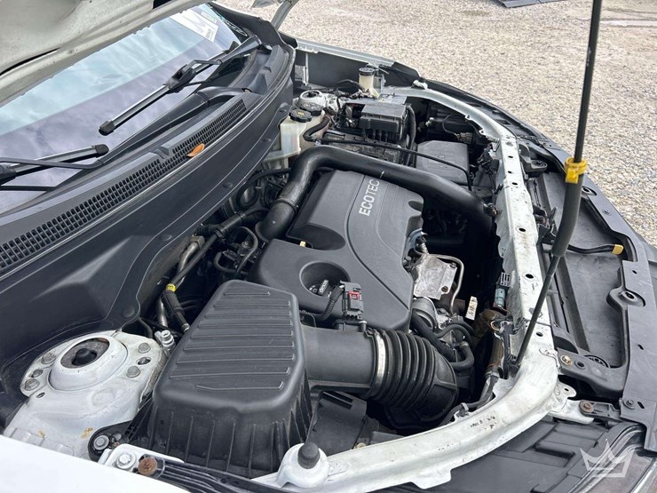 2018-chevrolet-equinox-lt-image-8
