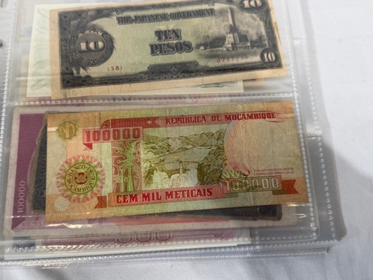 #40308-•-foreign-currency-bank-notes-image-77