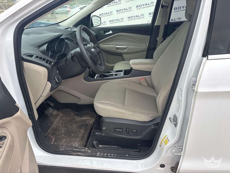 2018-ford-escape-image-12