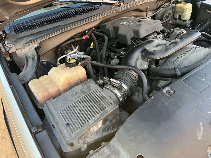 1999-chevrolet-silverado-1500-ls-image-8