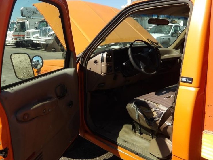 1995-gmc-sierra-3500-image-16