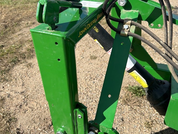 frontier-model-sb1174-like-absolutely-brand-new-3-point-snow-blower,-hydraulic-chute,-john-deere-jiffy-hitch,-none-nicer,-check-photos-image-34