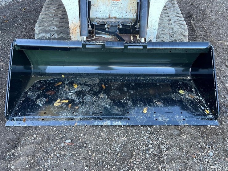 2016-bobcat-t750-image-10