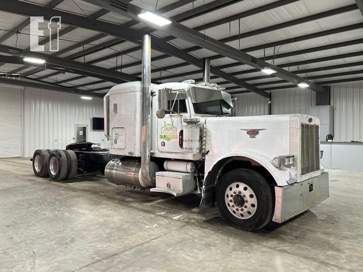 1994-peterbilt-378-image-2