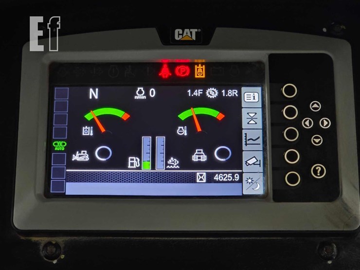 2021-caterpillar-d4-lgp-image-16