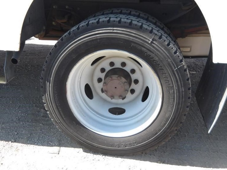 2011-ford-f450-image-5