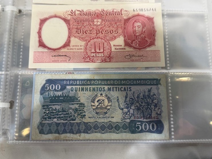 #40308-•-foreign-currency-bank-notes-image-119