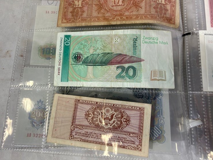 #40310-•-foreign-currency-bank-notes-image-12