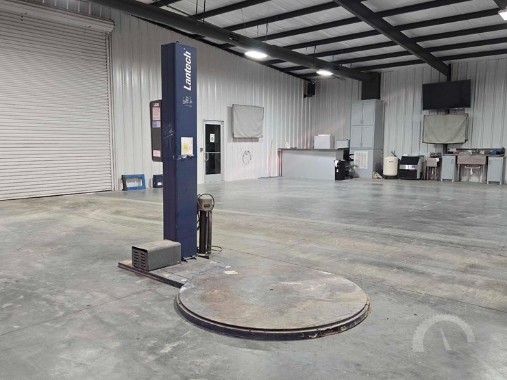 2015-lantech-g-series-stretch-wrapper-image-2