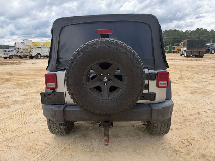 2016-jeep-wrangler-image-6