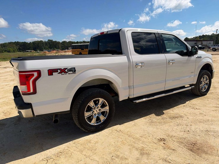 2015-ford-f150-xlt-image-3
