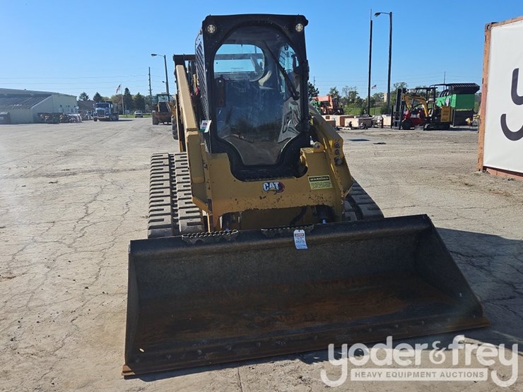 2021-caterpillar-299d3-image-9