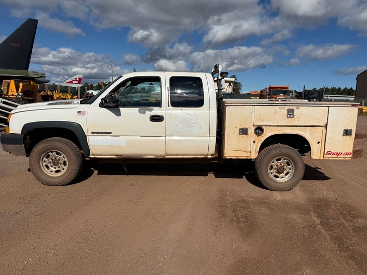 chevrolet-2500-image-2