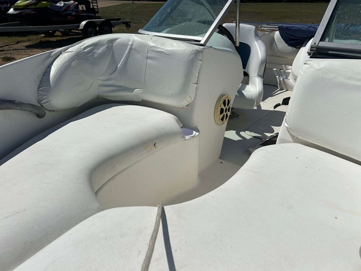 2006-maxum-1800mx-ski-boat-w/trailer-image-30