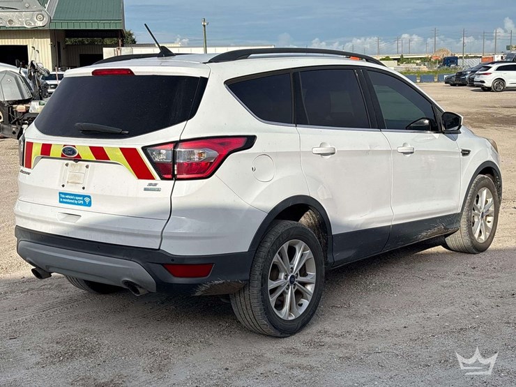 2018-ford-escape-image-3