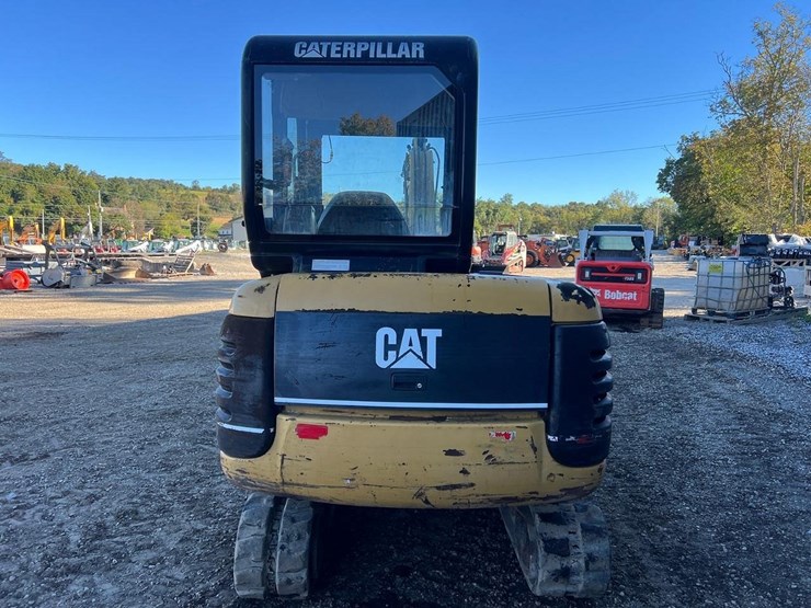 caterpillar-303.5-image-5