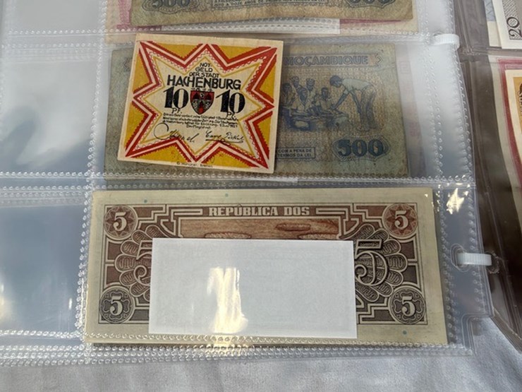 #40309-•-foreign-currency-bank-notes-image-159