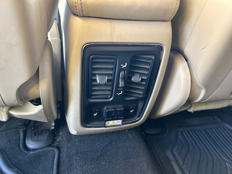 2012-jeep-grand-cherokee-image-41