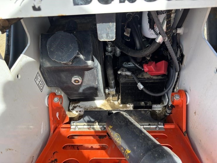 2018-bobcat-mt85-image-17
